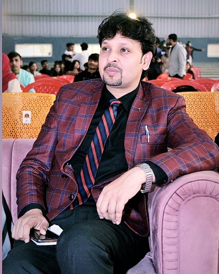 Mr. Ravi Sharma